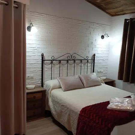 Сasa de vacaciones Turisticos Rurales Entresierras