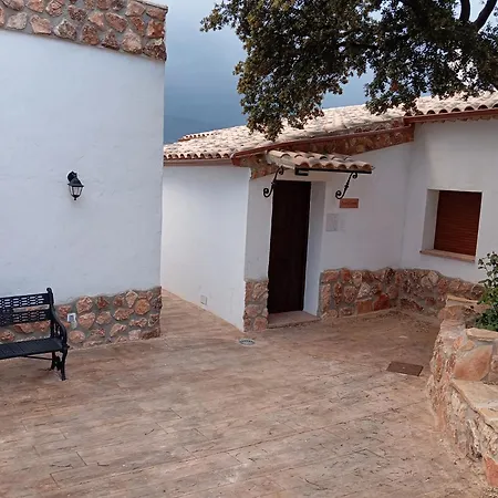 Сasa de vacaciones Turisticos Rurales Entresierras *